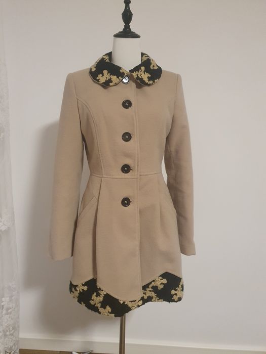 Palton bej elegant