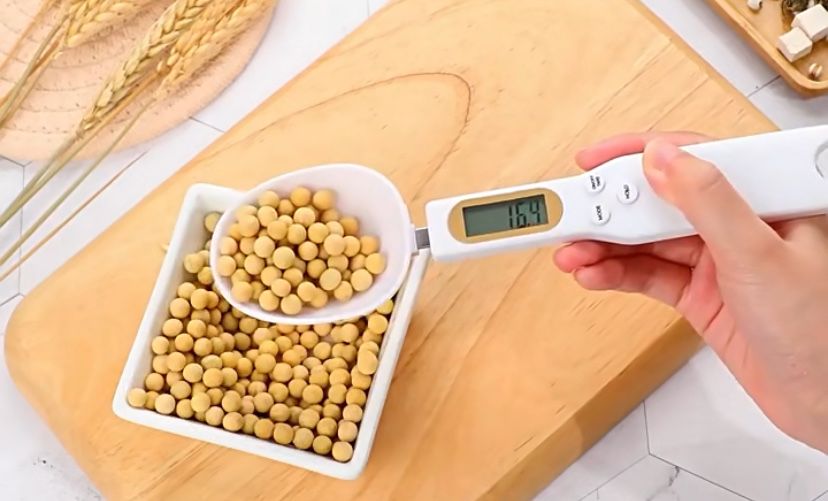 Cantar bucatarie/bijuterii sub forma de lingura