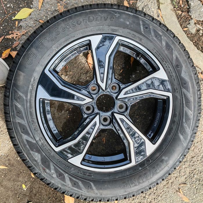 Vand Roata rezerva NOUA DEZENT KB Dark Black polish: 205/60 R16 6,5 x 16 - ET 45 - PCD 5 x 114,3