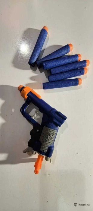 Карманный бластер Нерф Джолт (Nerf Jolt)
