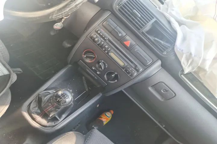 panou comanda clima maneta semanlizare stergatoare tulumba frana timonerie Seat Leon 1M motor 1.6 benzina AZD  dezmembrez