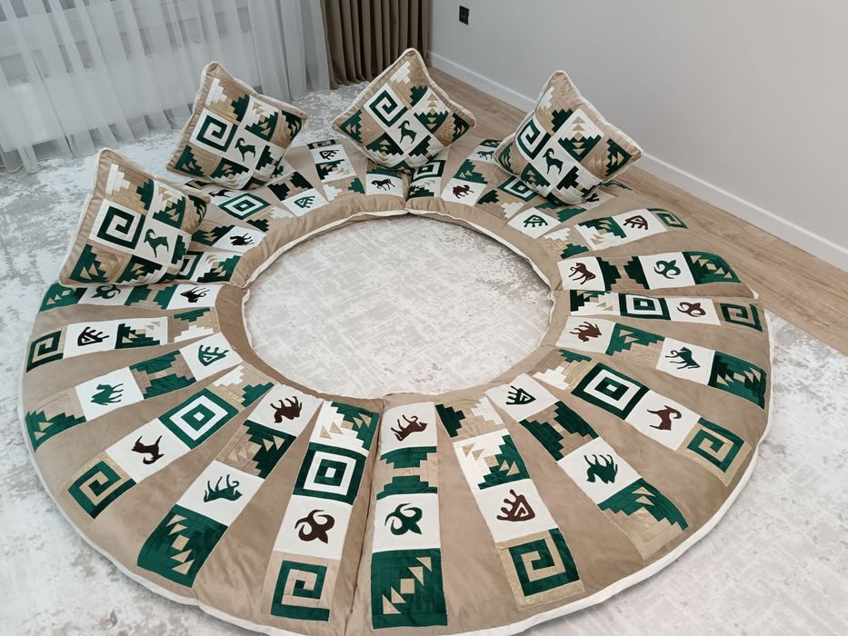 Дөңгелек көрпеше комплект сатылады