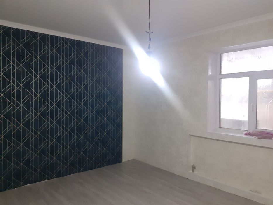 Поклейка обоев, галтели итд