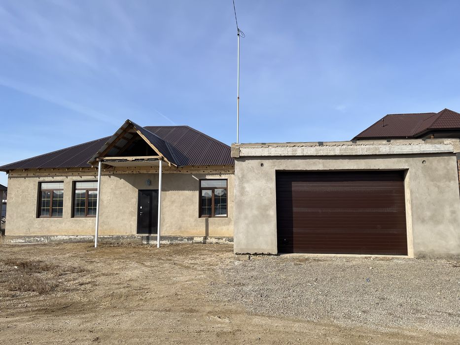 Продам дом в черновой отделке