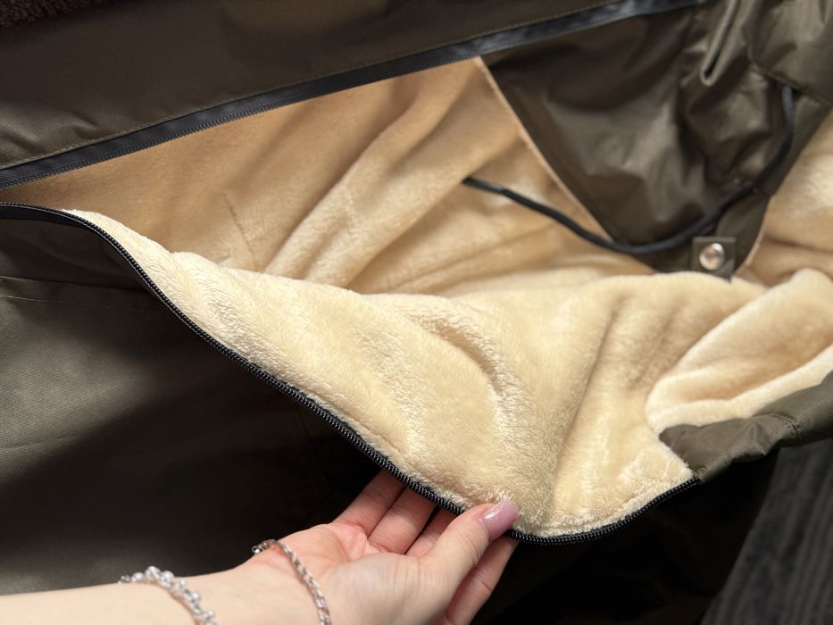 Продам демисезонный комбенизон мальчик/девочка