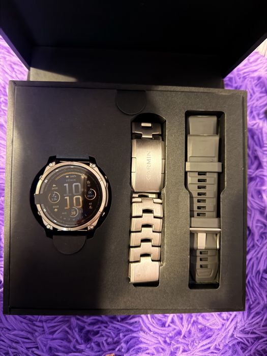 Garmin 8 fenix продам
