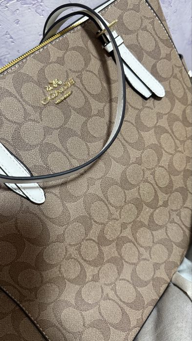 Сумка coach новая,  большая