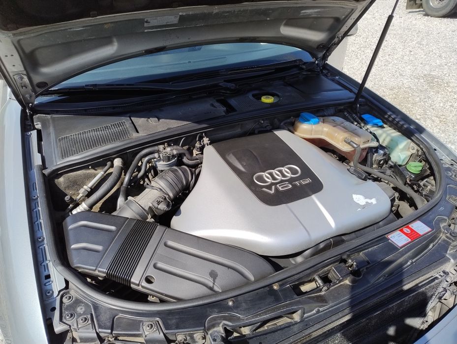 De vânzare: Audi A4 B6 2,5 TDI V6