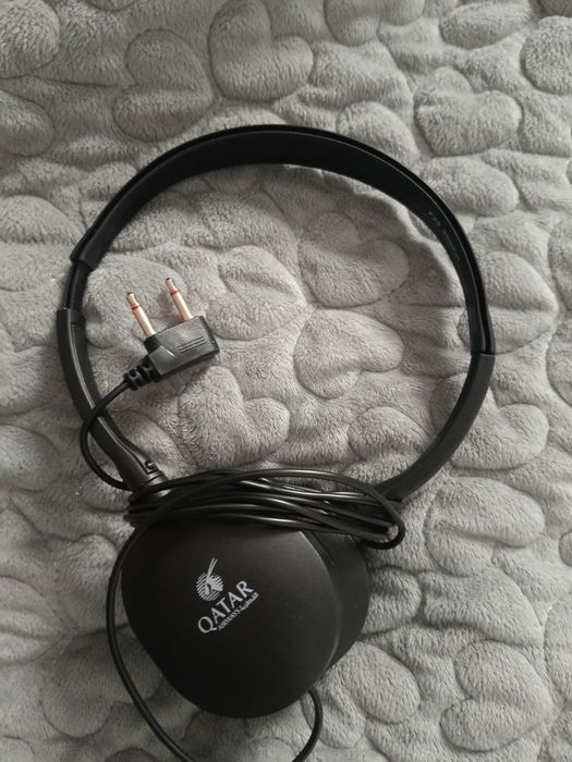 Продам наушники ободочные проводные