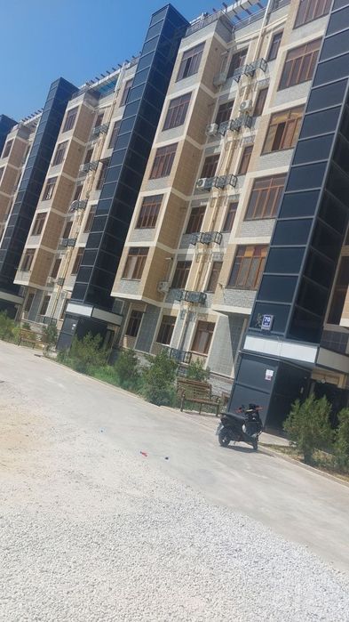 Zarafshondan 2 xonali uy sotiladi