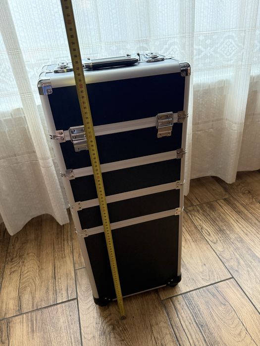 Troler compartimentat