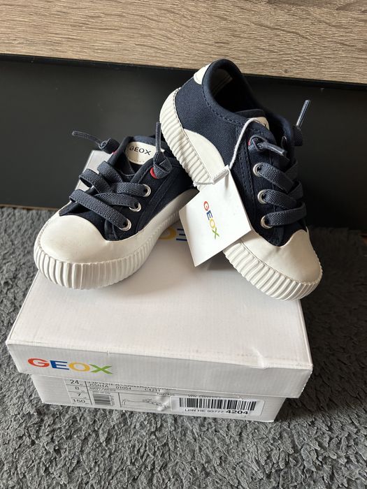 Детски обувки Geox 24 размер