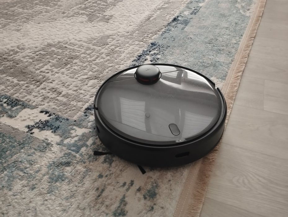 Продается робот пылесос в отличном состоянии
