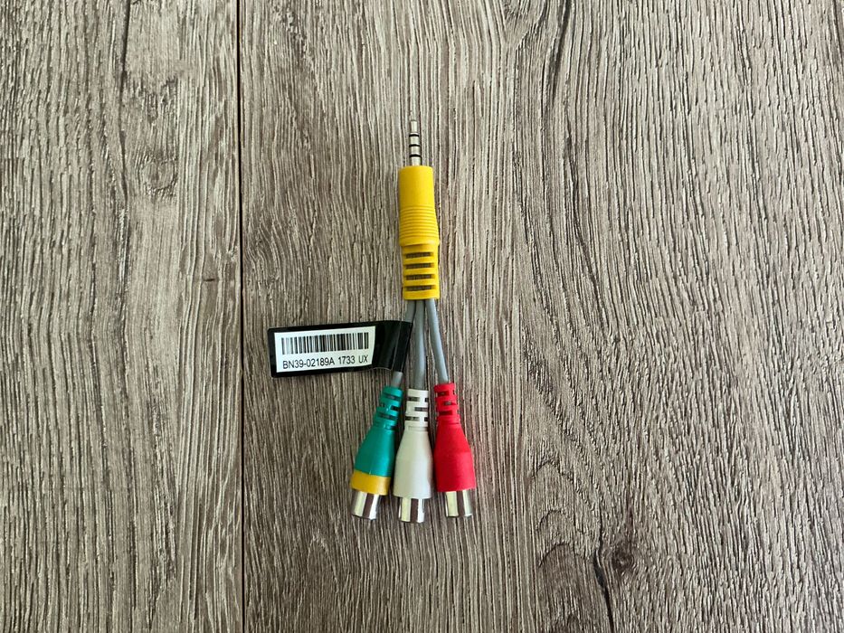 Кабели и адаптер за Samsung LED TV, оригинални