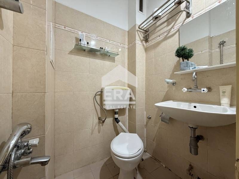 Продава се Двустаен апартамент в София, Център - 41 кв.м за 5488 €/кв.м - Снимка #5