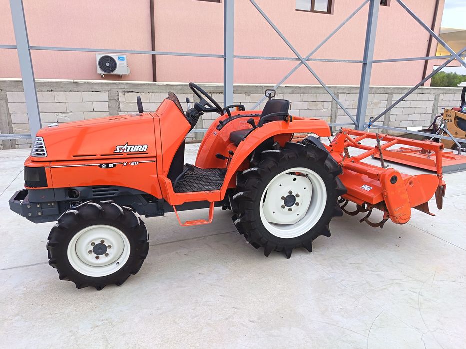 Tractor japonez Kubota