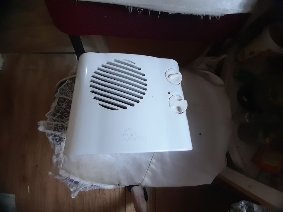 Тепло обогреватель