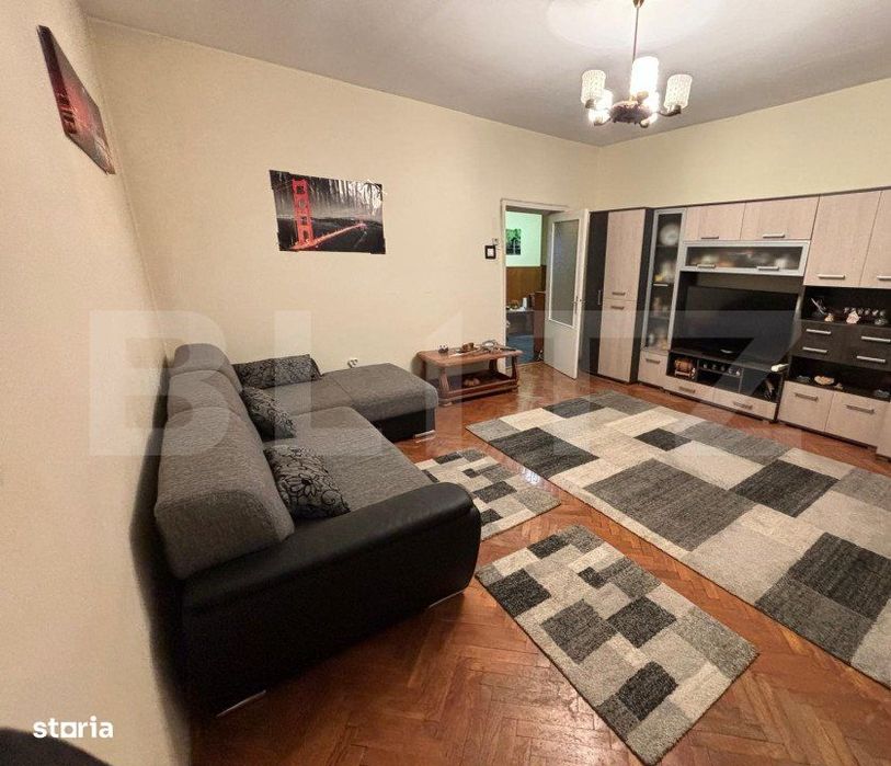 Apartament decomandat de vanzare, cu 3 camere, 111 mp, Centrul Orasulu — fotografia 1