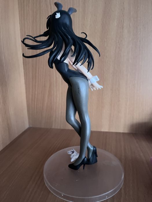 Продам аниме фигурки