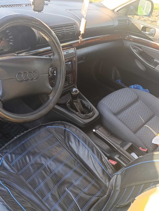 Продавам ауди а4