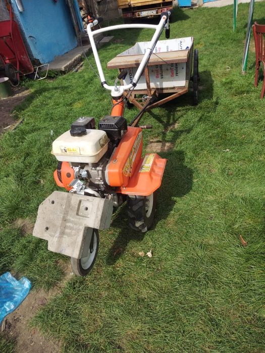 Vand Motocultor Ruris cu remorca