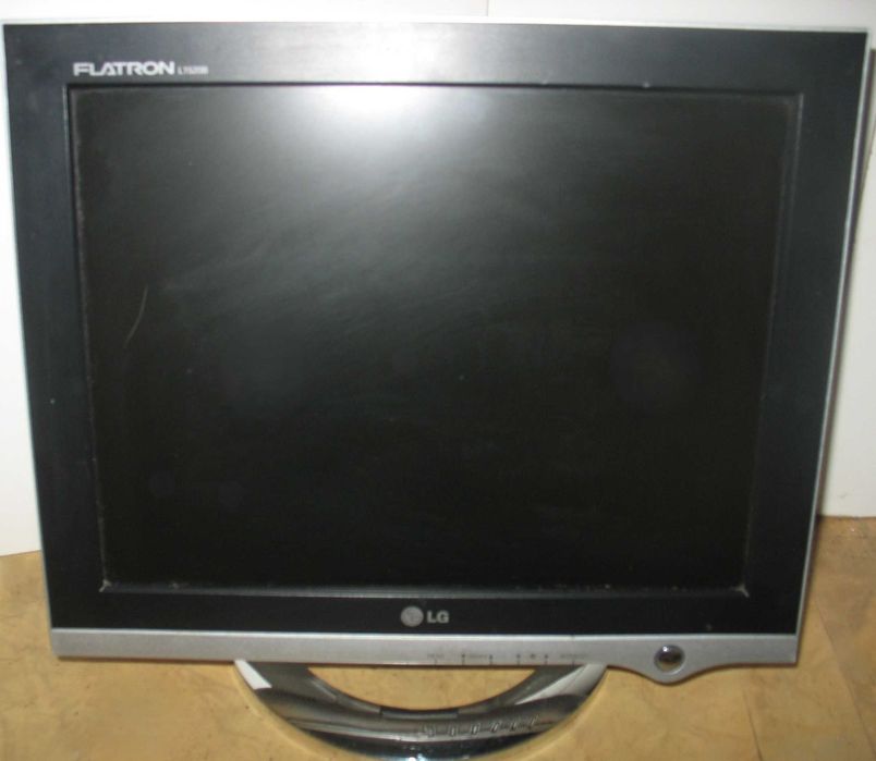 Монитор LG Flatron