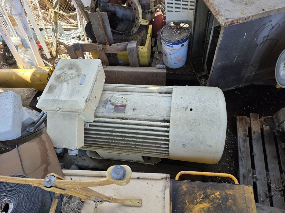 Motor Brook  Crompton 200kw