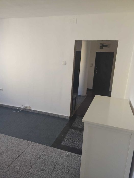 Proprietar Închiriez apartament cu 1 cameră – zonă Iulius Town/Botanic