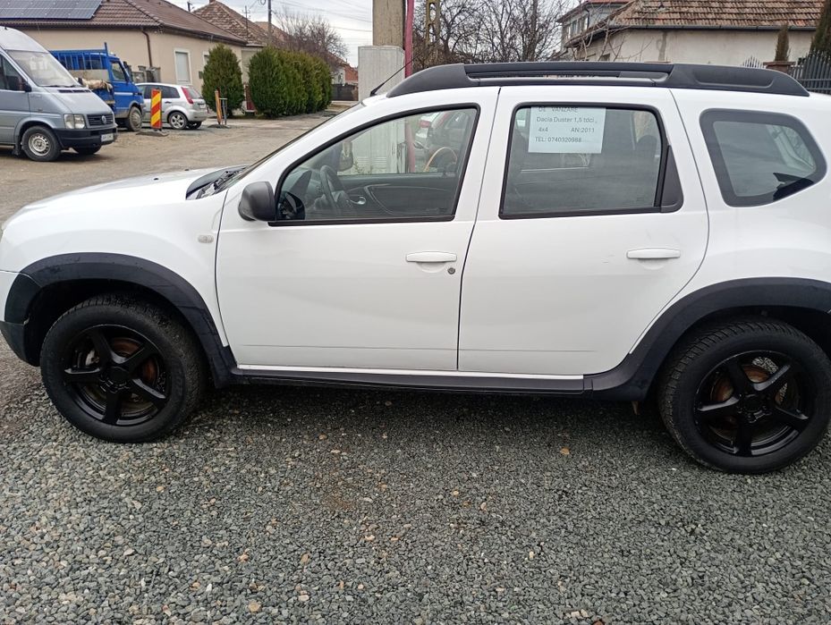 Vând Dacia Duster 1,5TDCI