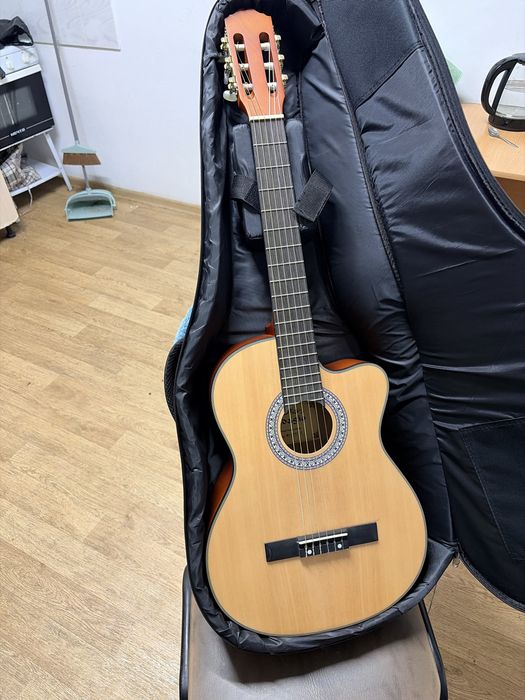 СРОЧНО!  Adagio MDC3969C, Hand Made Guitar.