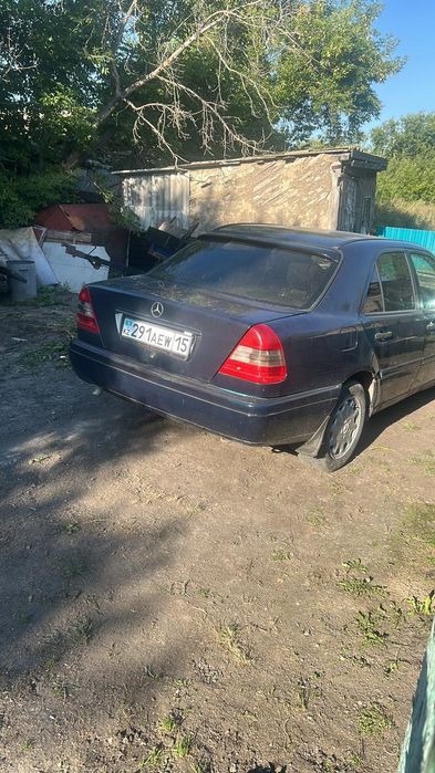 Продам Мерседес с 180