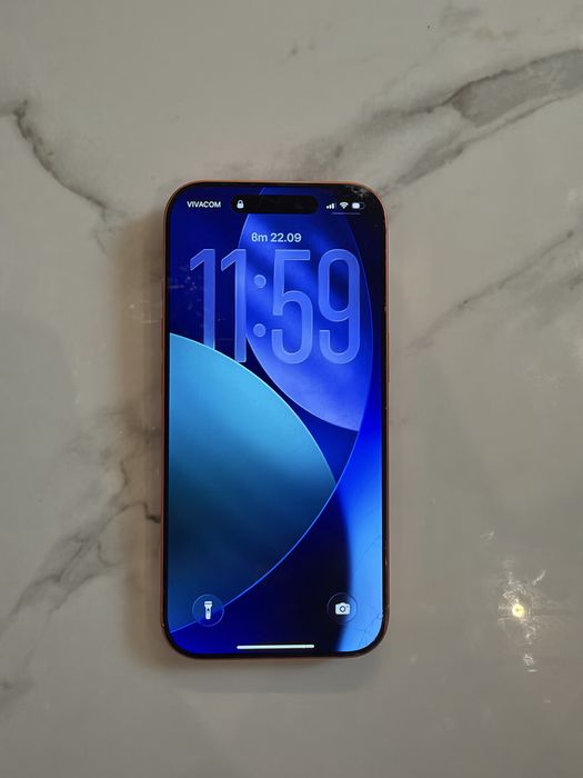 Iphone 17 Pro в Гаранция + Зарядно