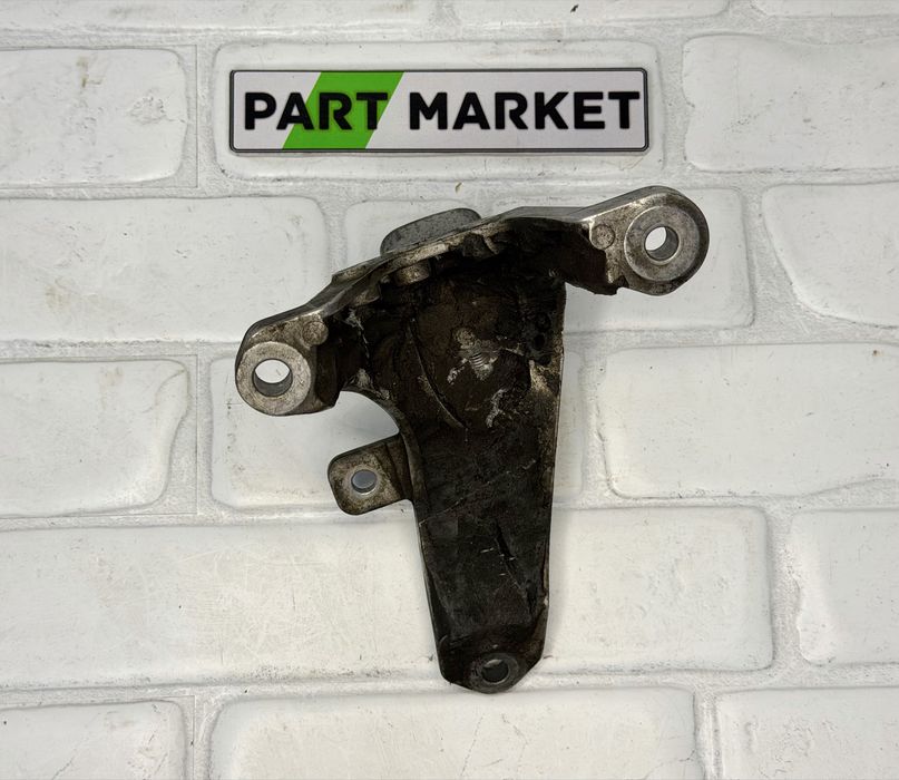 Стойка тампон двигател AUDI 3.0TFSI 4G0199308C