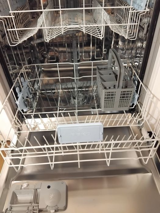 Съдомиялна Beko DIN 1530