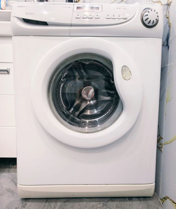 Продам стиральную машину