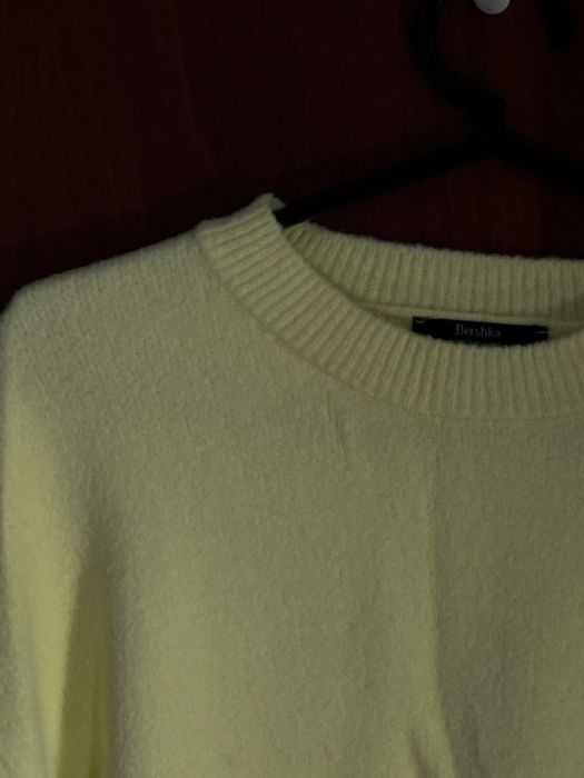 Свитер женский