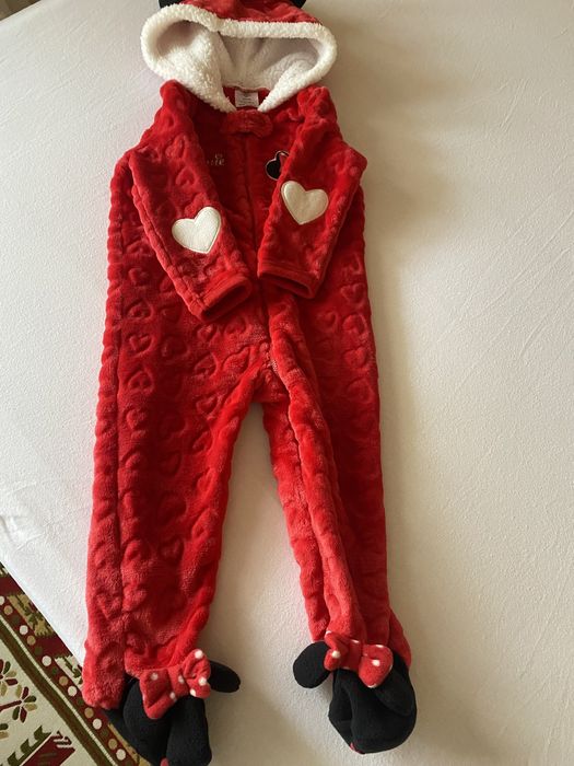 Vand salopete pentru fete