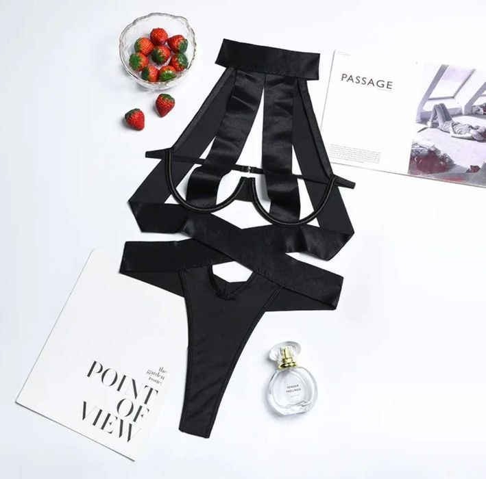 Victoria's secret бикини с камъни р-р S, M, L