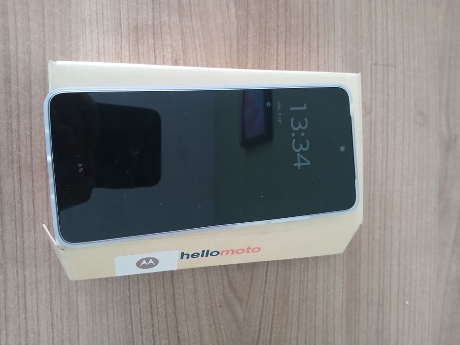 500 de lei două telefoane noi ,urgent