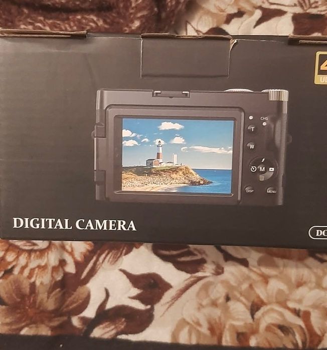 Vând Cameră Digitală 4K Ultra HD (DC101),nouă,sigilată