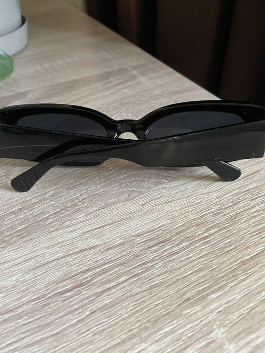 Очки солнцезащитные