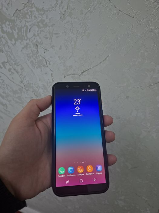 Samsung A6 telefon