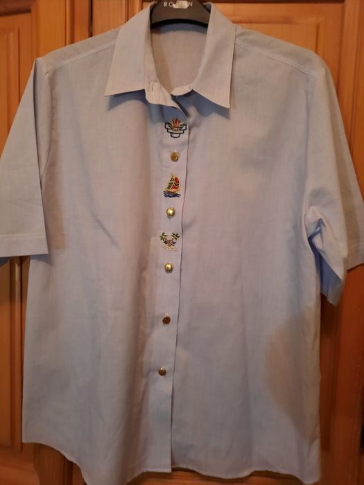 Cămașă noua de dama cu model austriac mărimea 42