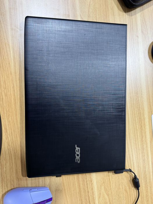 Продам ноутбук Acer Travelmate P2. i3-6006u 8/756gb