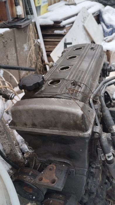 Мотор Карина Е 1,8