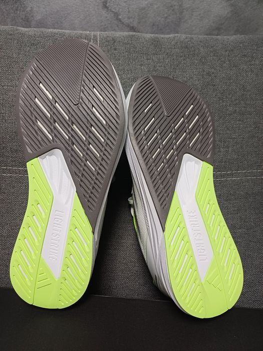 Adidași Adidas originali NOI