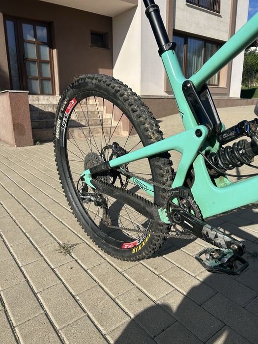 Santa Cruz Megatower L