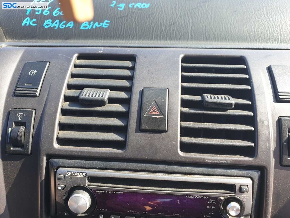 Gura Guri Grila Grile Aer Aerisire Ventilatie Bord Centrala Hyundai Terracan 2001 - 2007 [C2794]