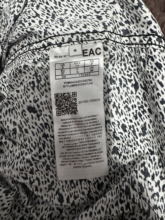 Cămașă Guess Slim Fit, S – Model Leopard/Alb-Negru – Purtată o singură dată