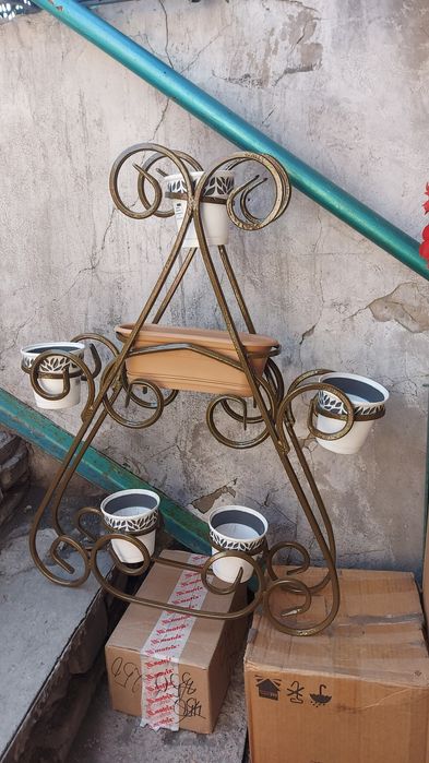 Продам подставка для цветов